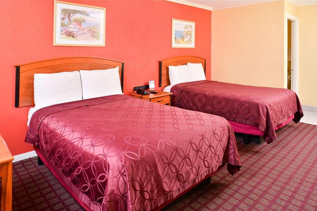 Americas Best Value Inn Buda Eksteriør billede
